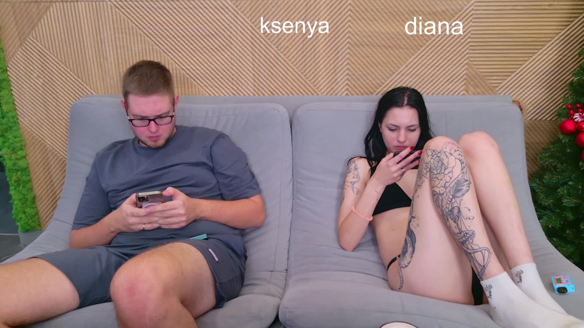 WebcamSlut Live Sex December 17, 2025