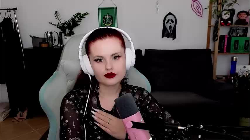 dellacrush_ Live Sex December 17, 2025