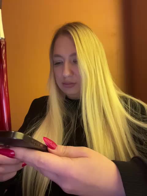 -Sonya699- Live Sex December 17, 2025