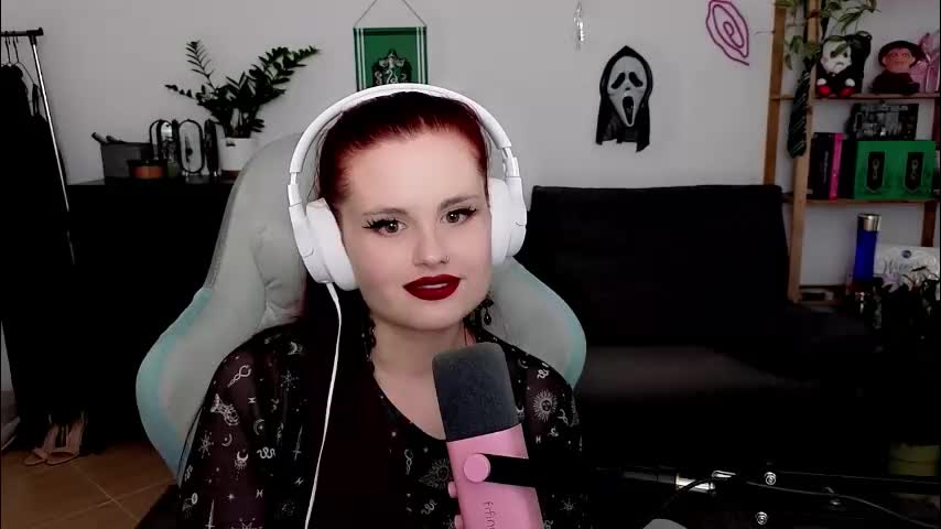 dellacrush_ Live Sex December 17, 2025