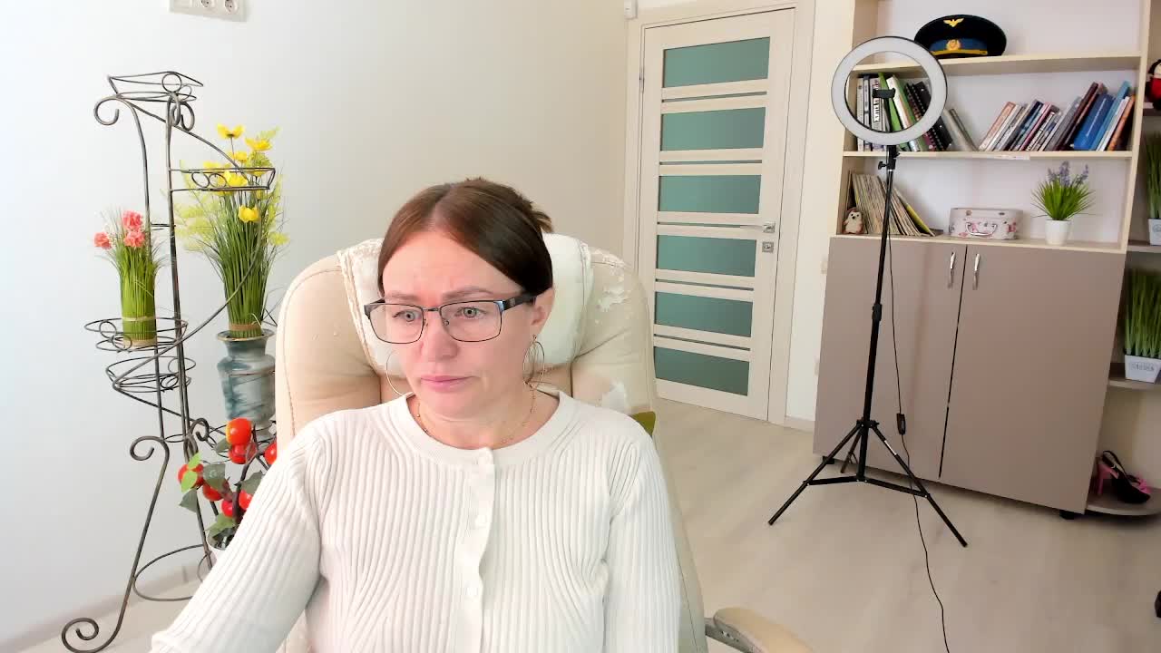 -Michelle- Live Sex December 17, 2025