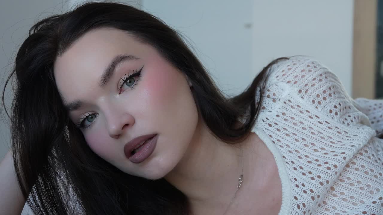 blackvelveet Live Sex December 17, 2025