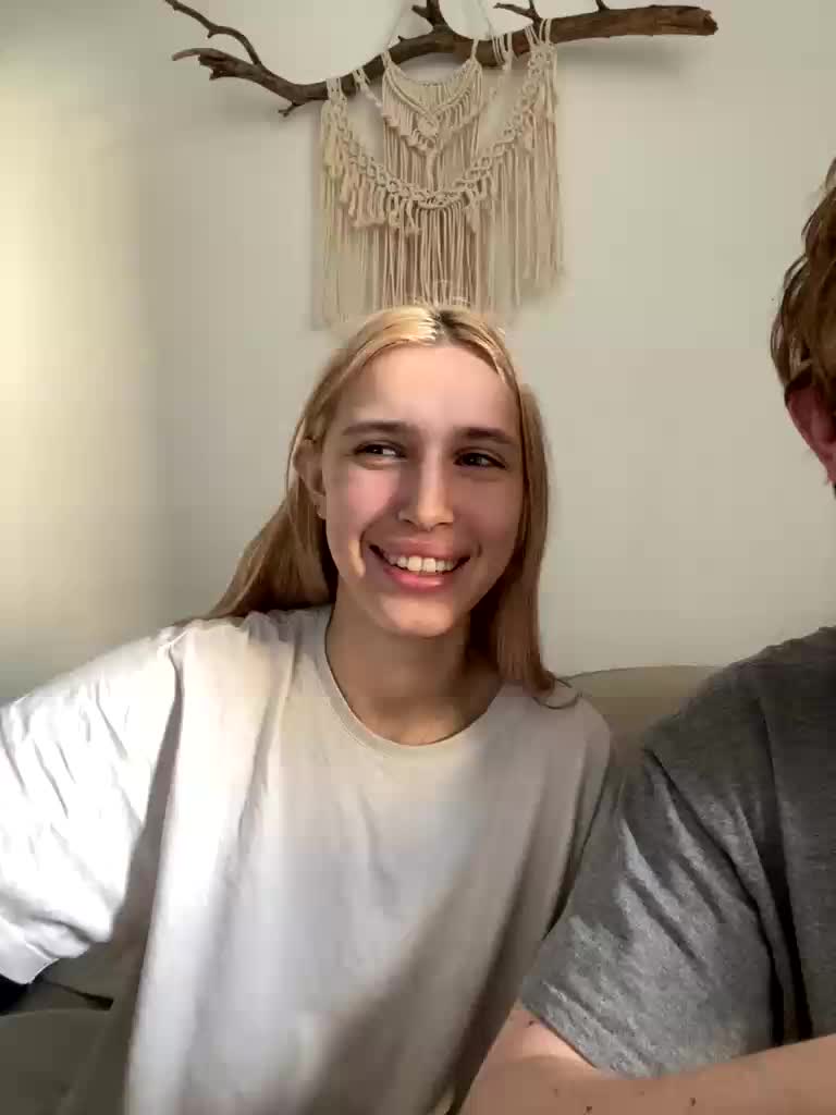 lina_wap Live Sex December 17, 2025