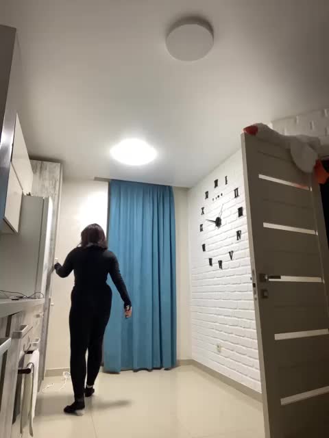 Sonya_ Live Sex December 17, 2025