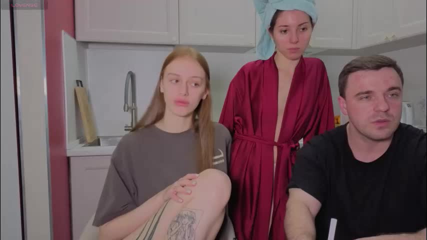 ihavepaws33 Live Sex December 17, 2025