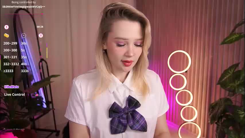 laurawifeness Live Sex December 17, 2025