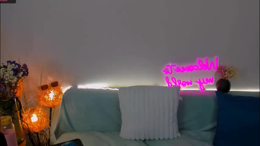 sindy_chiks Live Sex December 17, 2025