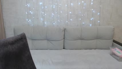 JenniferTheChic Live Sex December 17, 2025