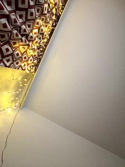 Efirchiki Live Sex December 17, 2025