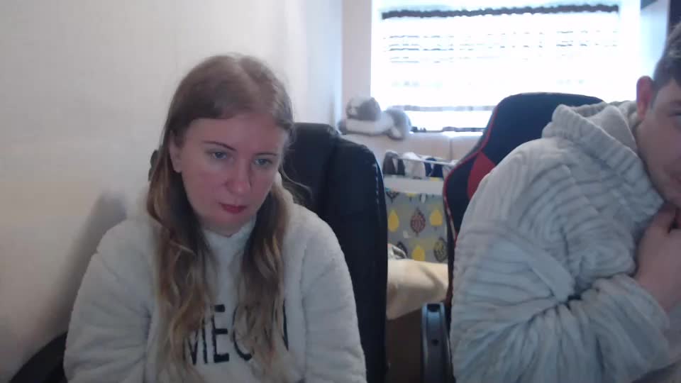 jenisandpeter Live Sex December 17, 2025