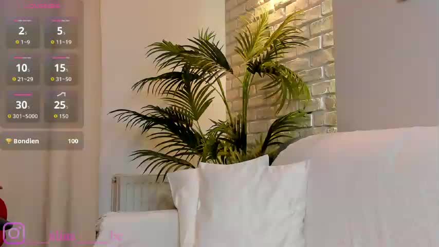 Miss-boo Live Sex December 17, 2025