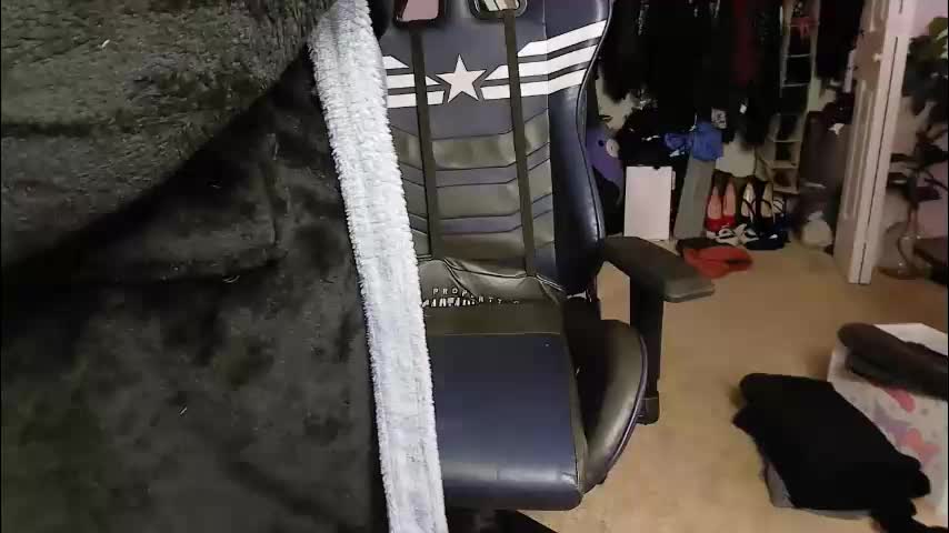 smoothj2015 Live Sex December 17, 2025