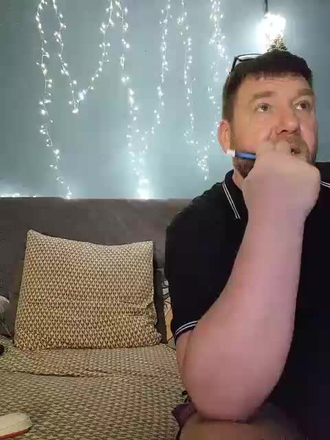 Magic7788 Live Sex December 18, 2025