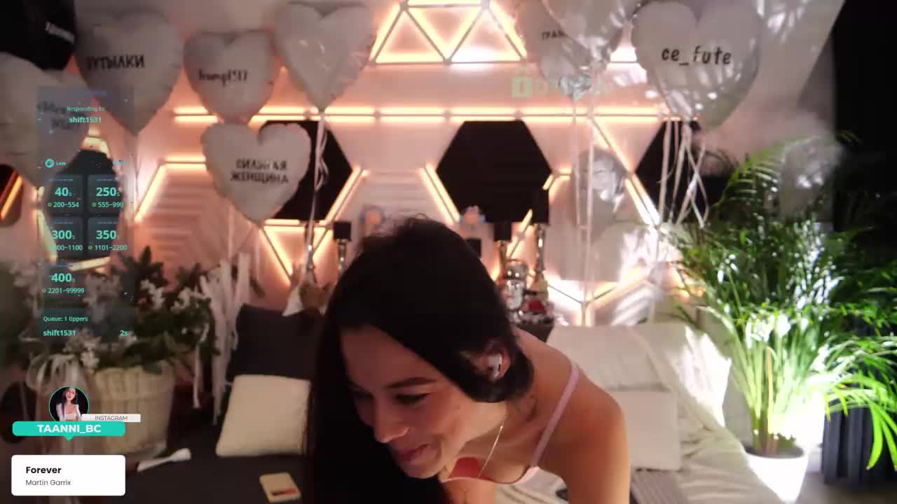 Taanni Live Sex December 17, 2025