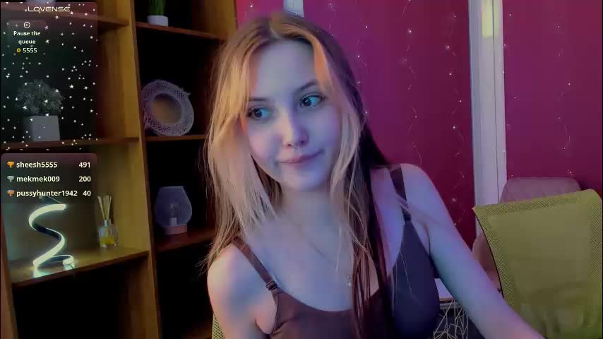 luna_tin Live Sex December 17, 2025