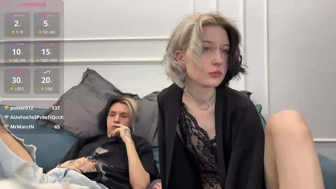 VeryRareTwins Live Sex December 17, 2025