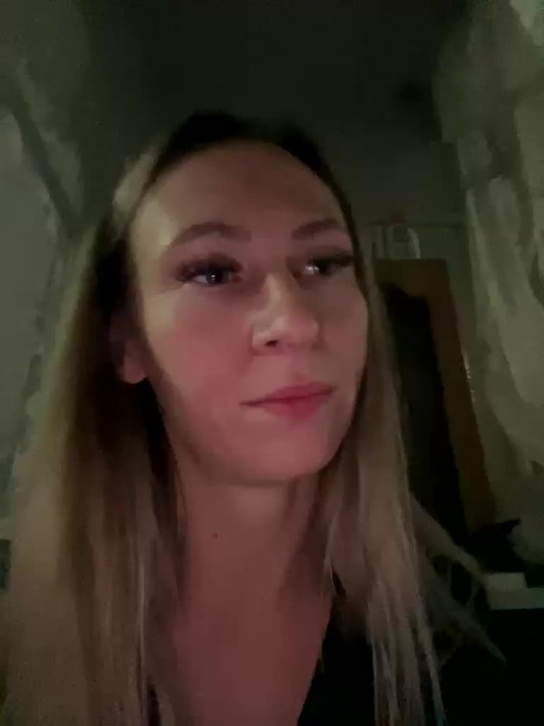 Saveta Live Sex December 17, 2025