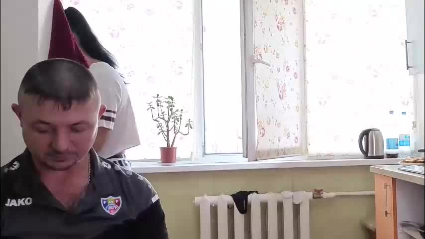 best_ass2000 Live Sex December 17, 2025