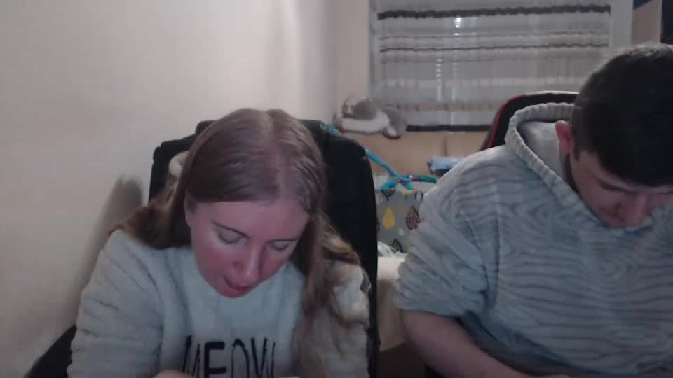 jenisandpeter Live Sex December 17, 2025