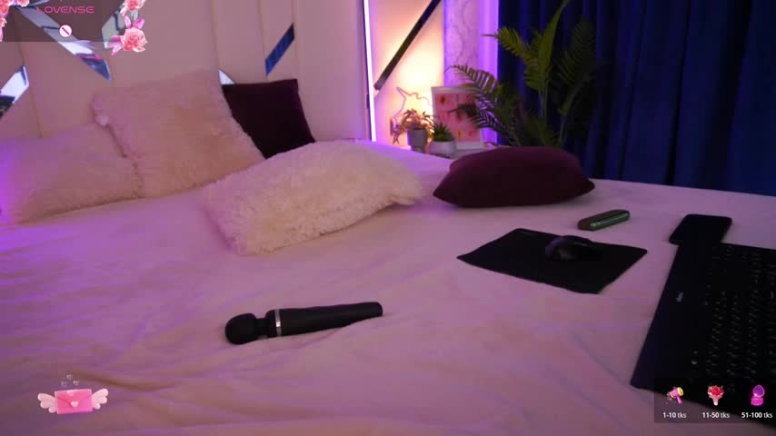 LovelyMollyy Live Sex December 17, 2025