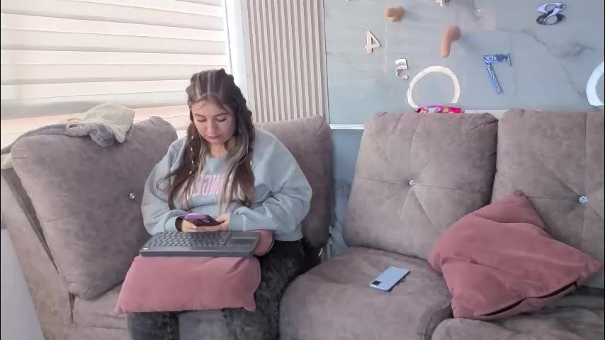 nicky_as Live Sex December 17, 2025