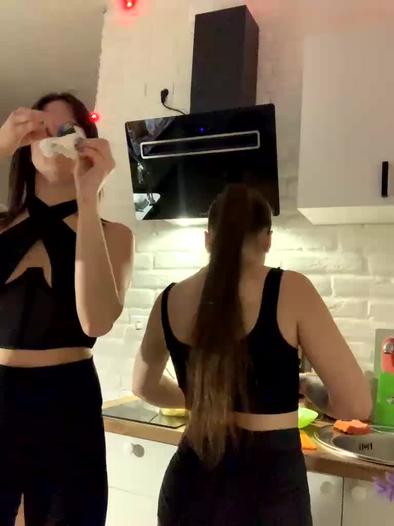 Yummypopka Live Sex December 17, 2025