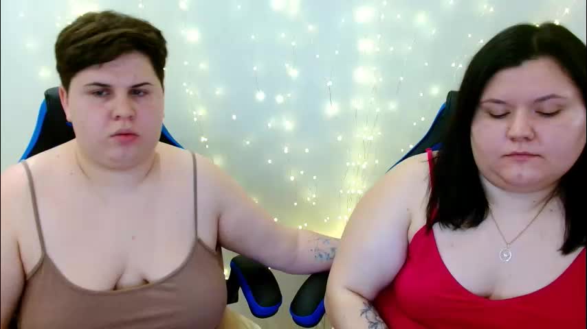beckyandellen Live Sex December 17, 2025
