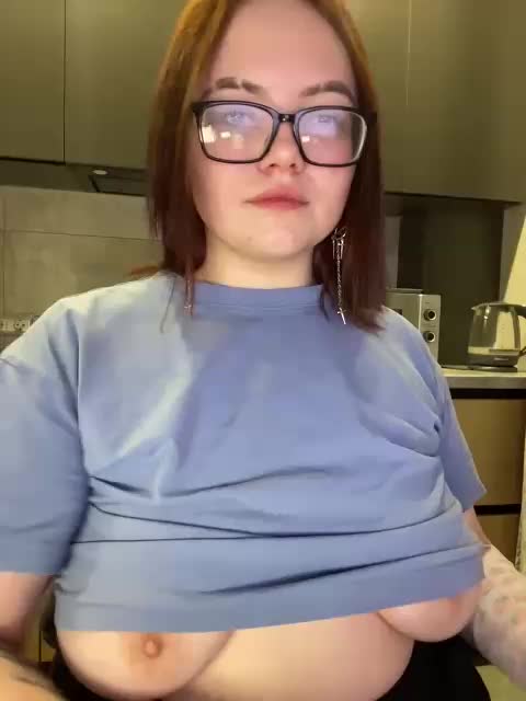 A1ka Live Sex December 17, 2025