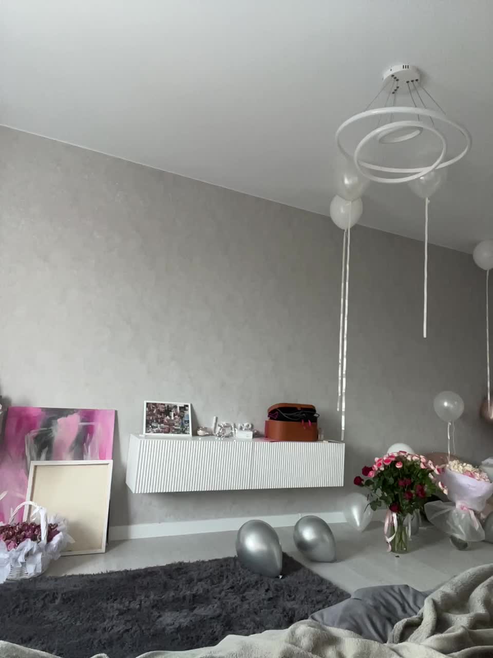 Etokiska Live Sex December 17, 2025