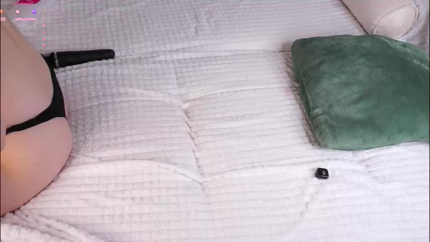 pebee Live Sex December 17, 2025