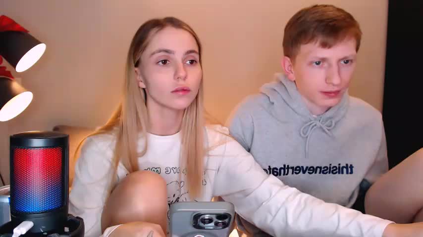 juliaanddima Live Sex December 17, 2025