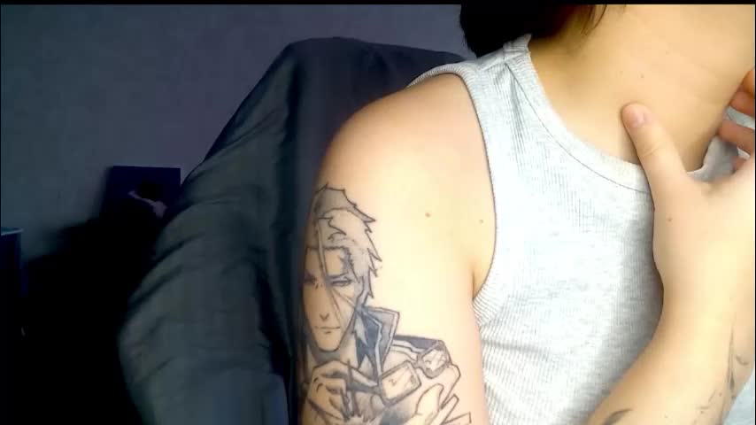 sonya_mikki Live Sex December 17, 2025