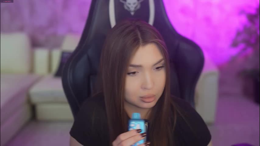 kira0541 Live Sex December 17, 2025