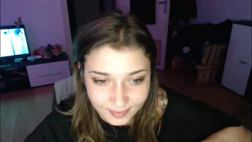 aliens4twenty Live Sex December 17, 2025