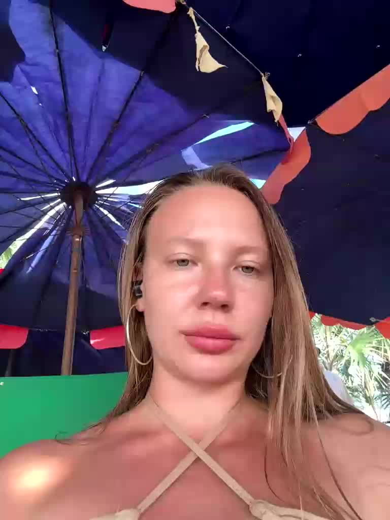 Linnea Live Sex December 17, 2025