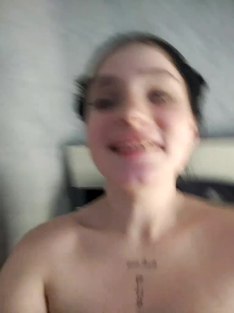 1Your-luck1 Live Sex December 17, 2025