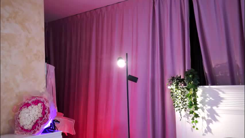 kiss_jess Live Sex December 18, 2025