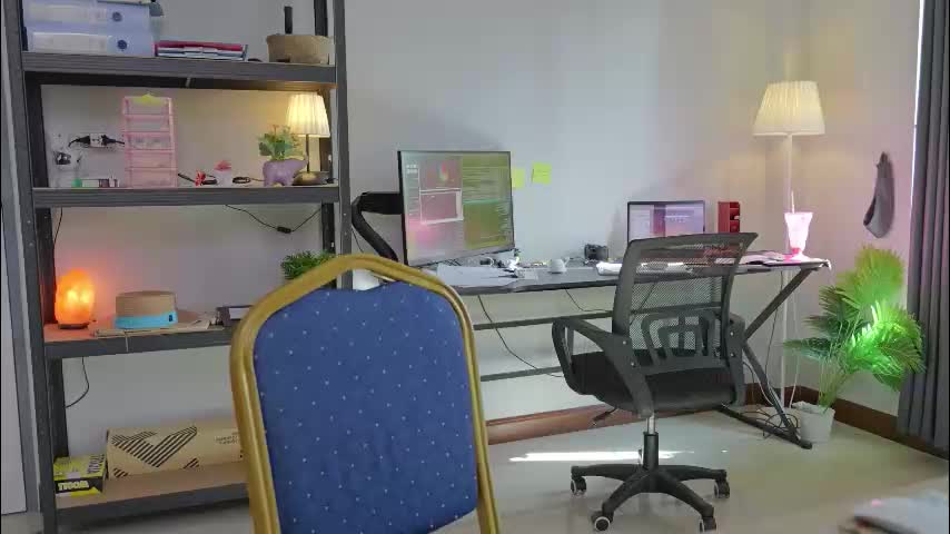 ellcrys Live Sex December 17, 2025