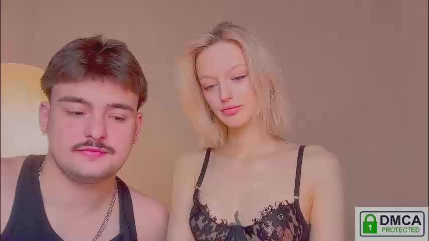 your_molly_mark Live Sex December 17, 2025