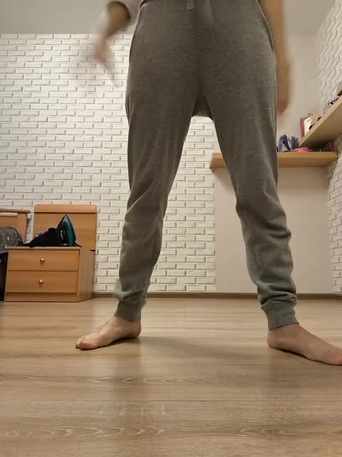 GORIGLAZ Live Sex December 18, 2025