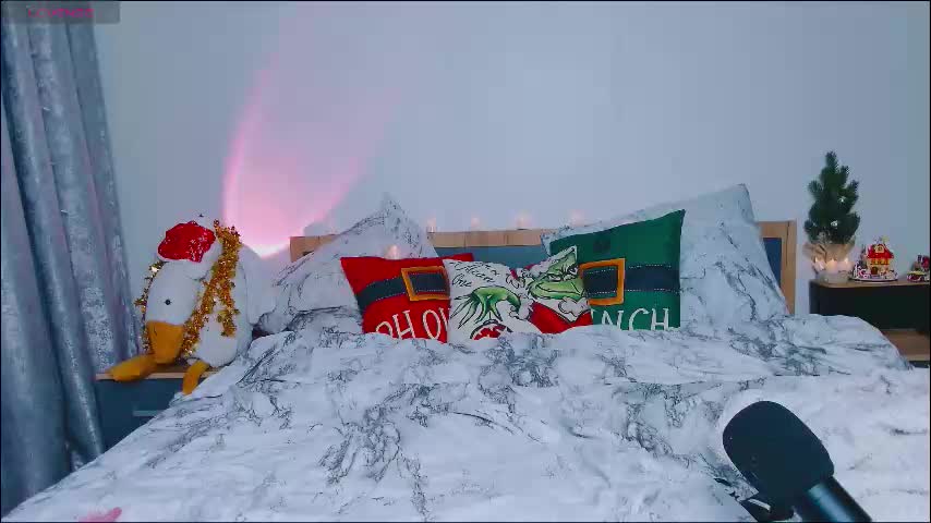 lisshoran Live Sex December 17, 2025