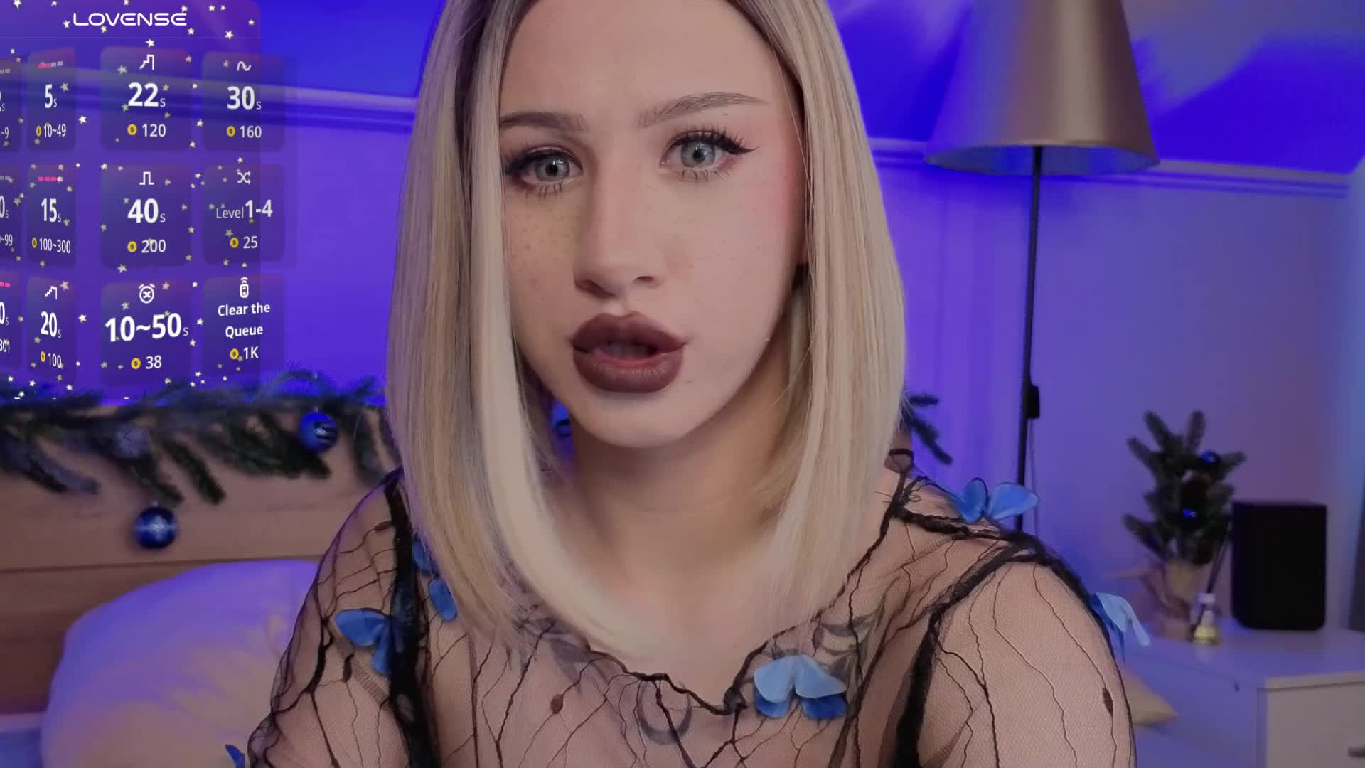 Necucubi Live Sex December 17, 2025