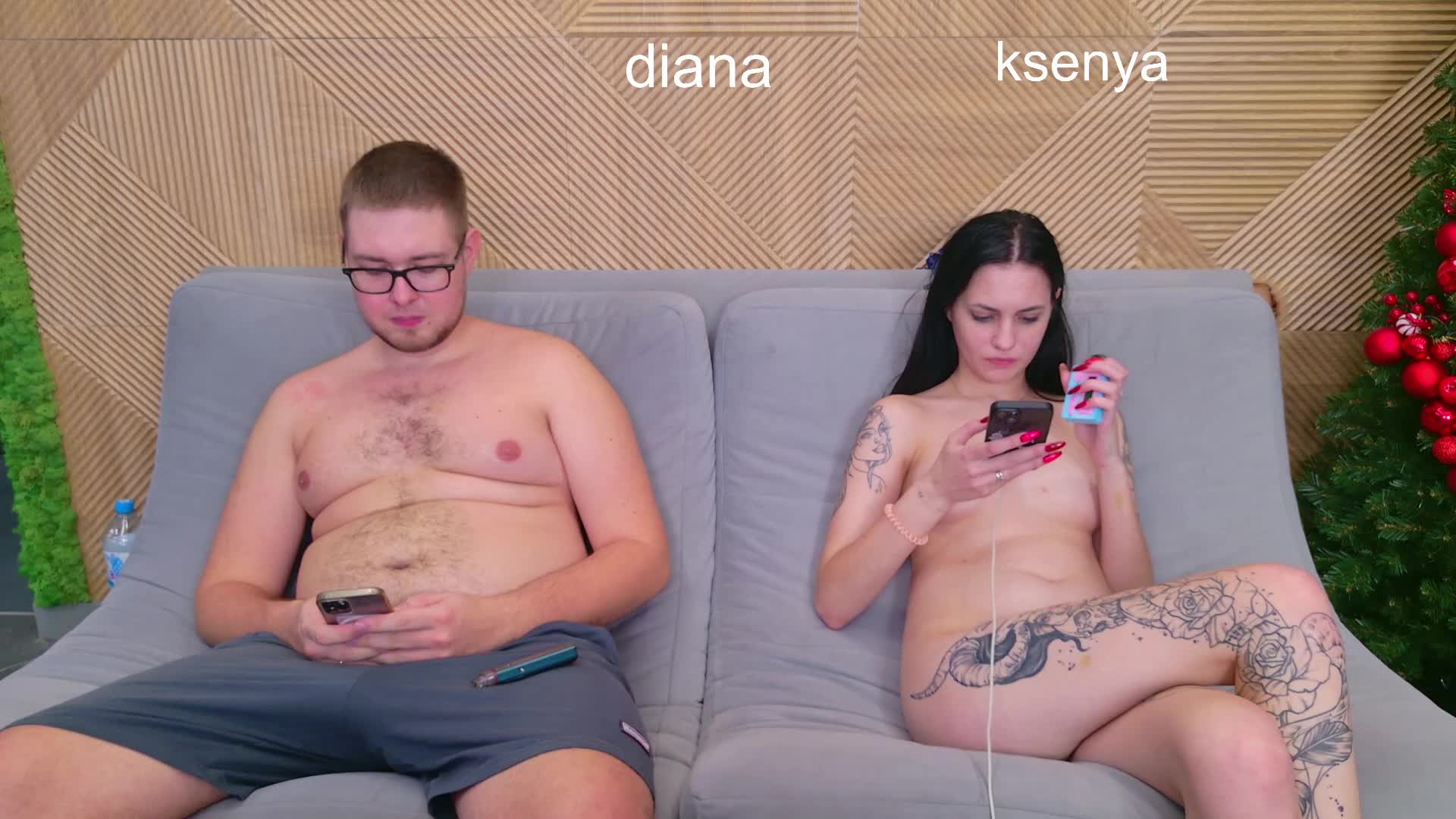 WebcamSlut Live Sex December 17, 2025