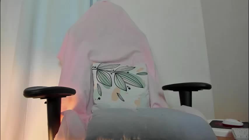 kat7777777 Live Sex December 17, 2025