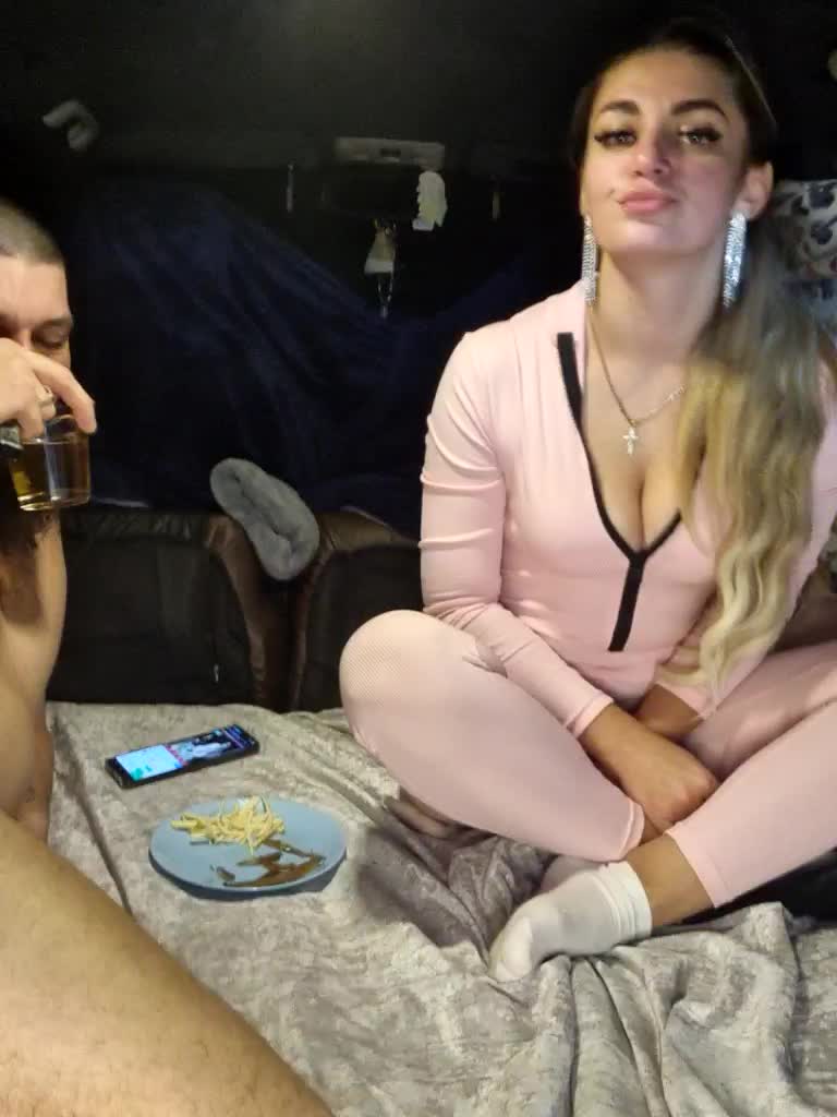 SweetCoople Live Sex December 17, 2025