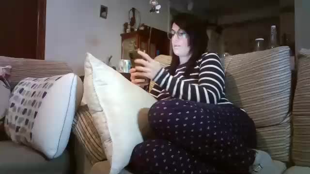 lolahueso Live Sex December 17, 2025