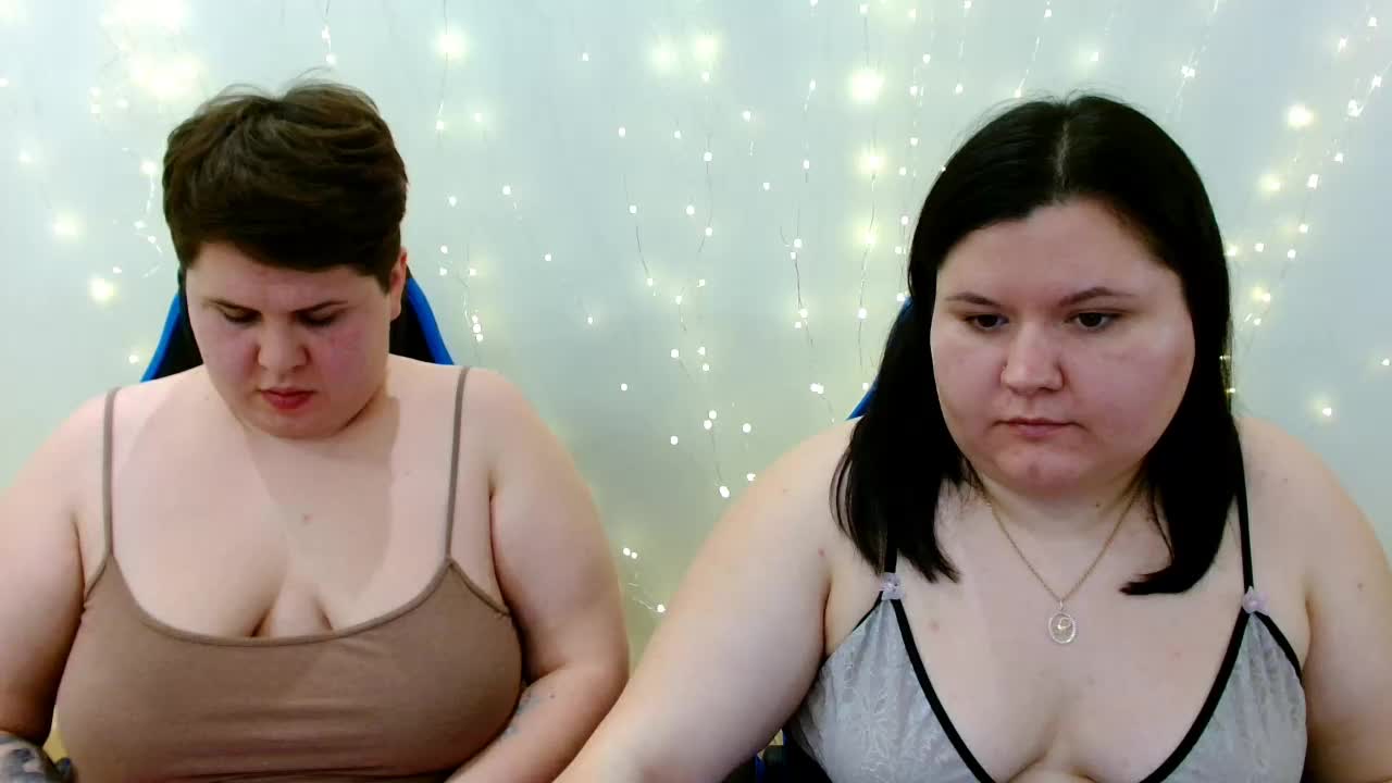 BeckyAndEllen Live Sex December 17, 2025