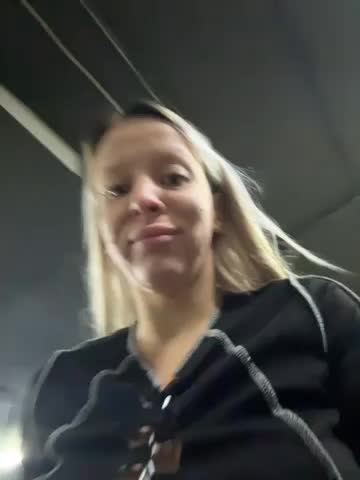 LikaCat Live Sex December 17, 2025