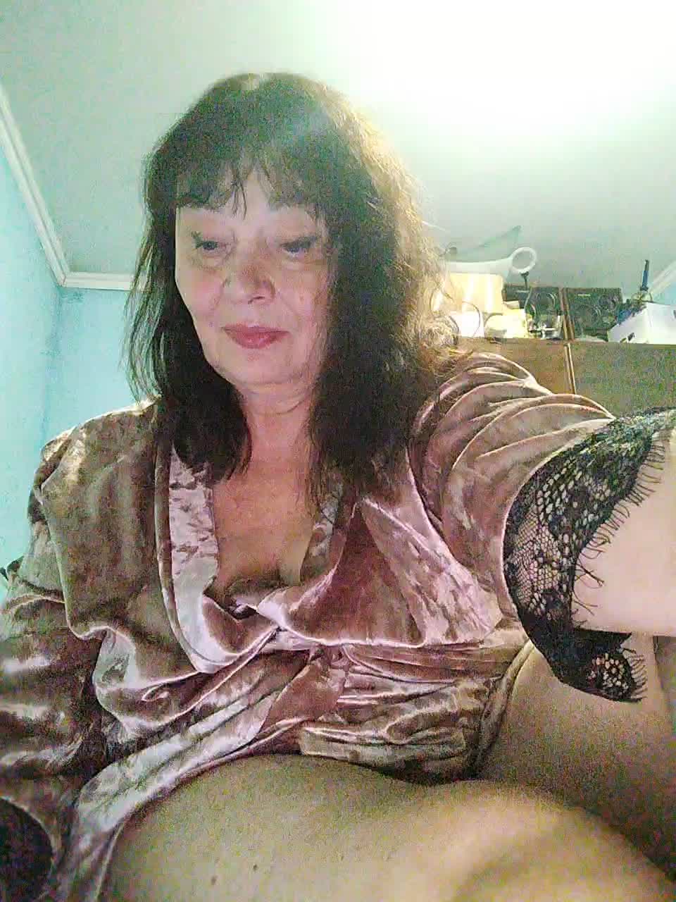 asya18 Live Sex December 17, 2025