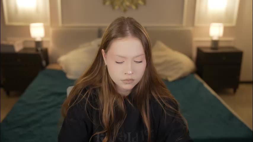 bright_diamonds_054 Live Sex December 17, 2025